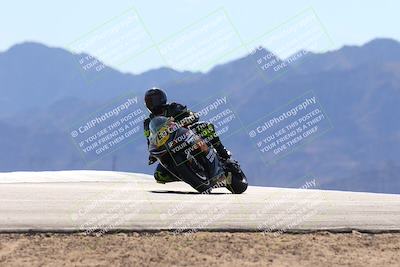 media/Dec-08-2024-CVMA (Sun) [[267e5a7075]]/Race 4-Amateur Supersport Middleweight/